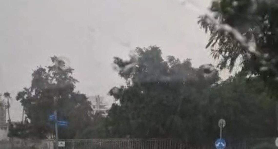 רעננה נערכת לסופה: “הגשם בדרך – ואנחנו מוכנים אליו”