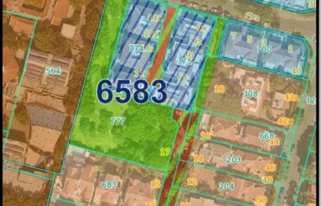 הרחבת חצר בית הספר או שימוש חדש בשטח ציבורי? מחלוקת סביב העבודות ליד בית ספר ביל"ו ברעננה