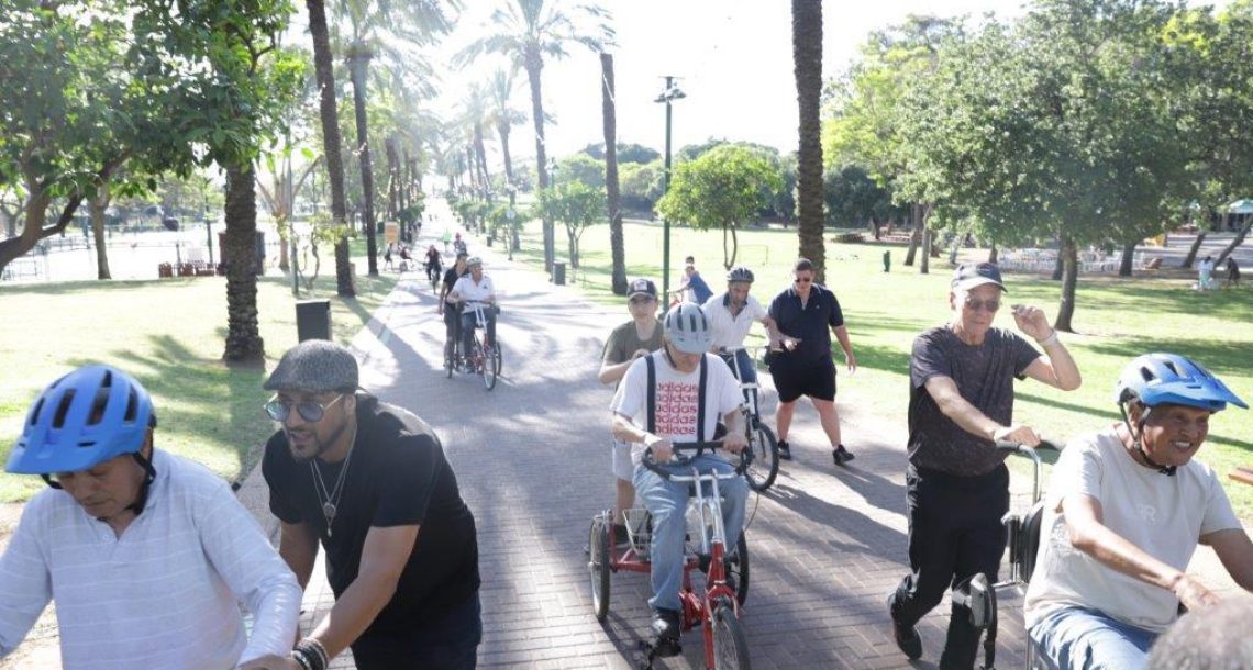 הפנינג בכל אופן רוכבים 2025 יוצא לדרך בעיר ברעננה